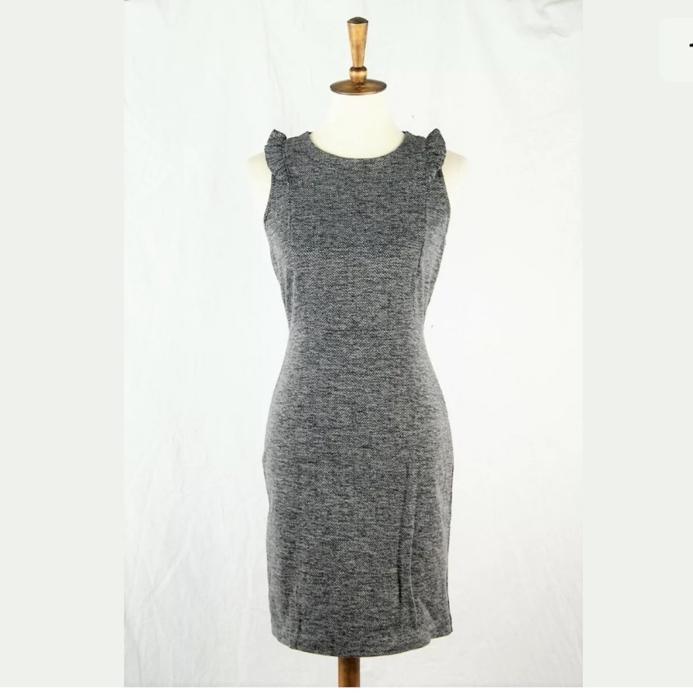 Ann Taylor LOFT Herringbone Ruffle Knit Dress 4P
